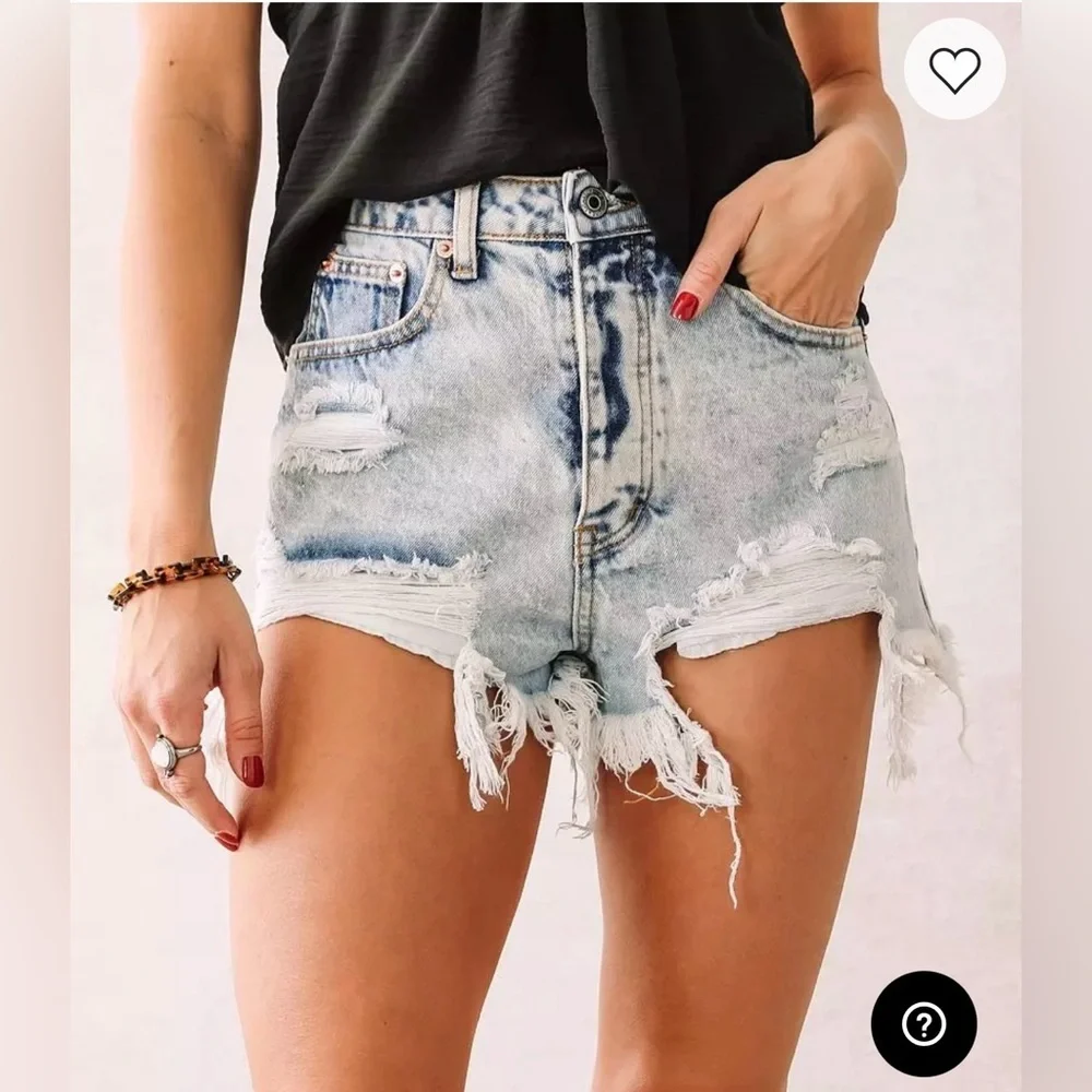 NWT Signature 8 Blue Jean Shorts High-rise Distressed Acid washed - Picture 3 of 14